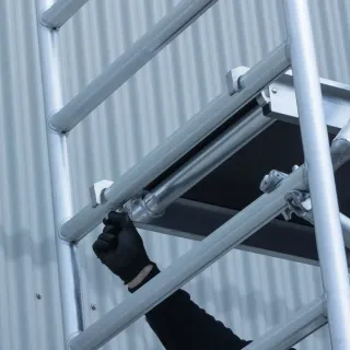 Mobile scaffolding Basic - 135 cm x 250 cm x 52 m - Euroscaffold