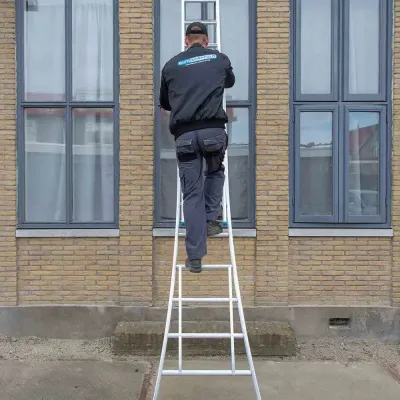 Drabina wygięta dwuelementowa Eurostairs (Euroscaffold) 2 x 14 - wysokość robocza do 7,5 m