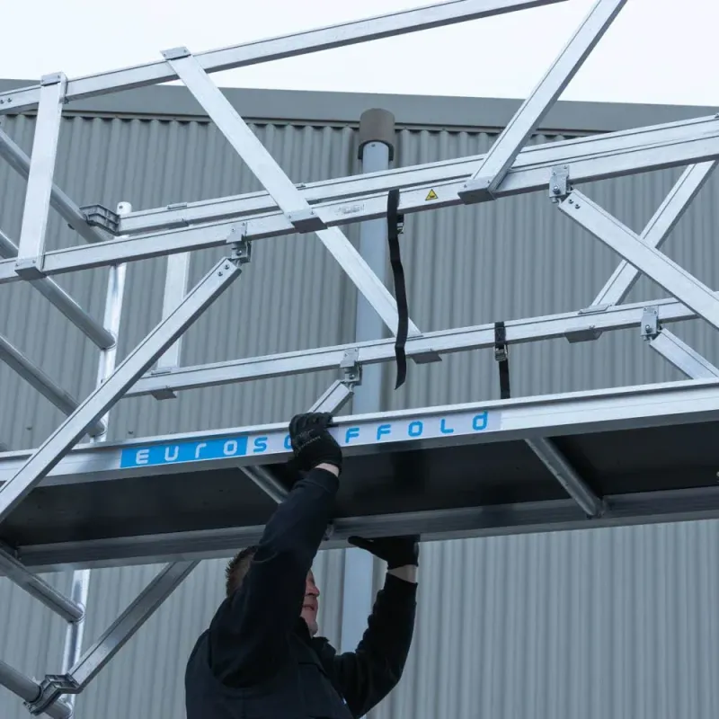 Mobile scaffold Basic - 75 cm x 190 cm x 4.2 m - Euroscaffold